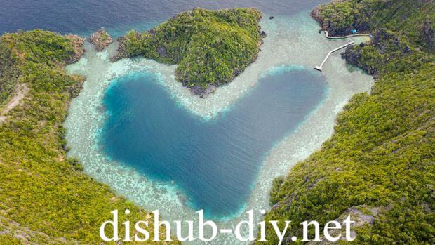 4 Wisata dengan Pemandangan Alam Terindah di Indonesia